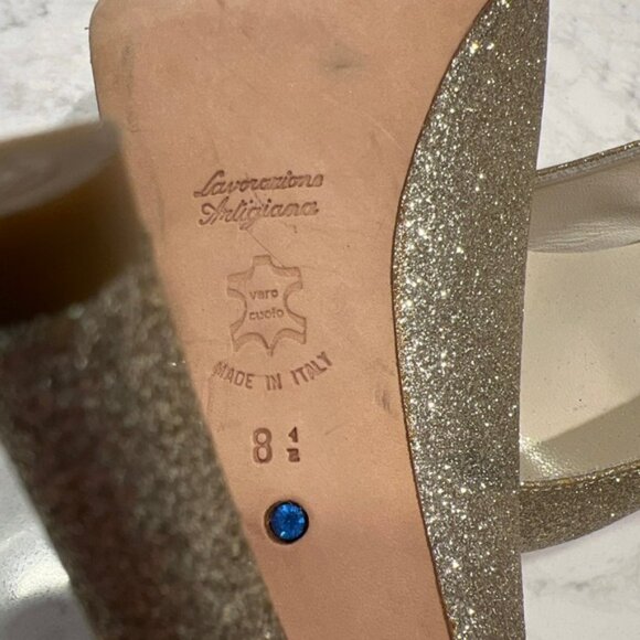 Something‎ Bleu Women’s Slip On Peep Toe Dress Glitter Pump Heels Size 8.5 Gold - Picture 9 of 9